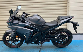 YAMAHA YZF-R25 RG10J