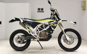 HUSQVARNA 701ED 2019 UEV4