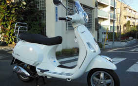 VESPA LX150ie M682