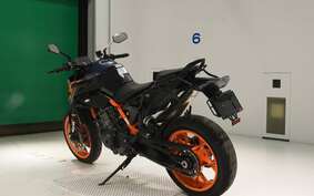 KTM 890 DUKE R 2022