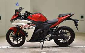 YAMAHA YZF-R25 A RG10J