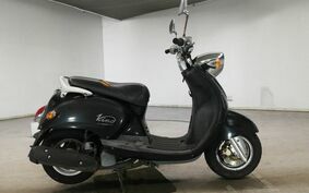 YAMAHA VINO 125 SE24