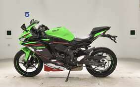 KAWASAKI ZX-25R ZX250E