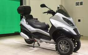 PIAGGIO MP3 250