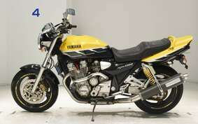 YAMAHA XJR1300 1999 RP01J