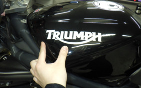 TRIUMPH STREET TRIPLE 2007