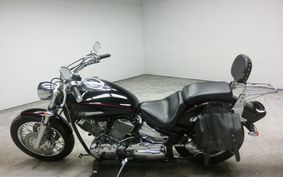 YAMAHA DRAGSTAR 1100 2001 VP13J