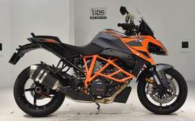 KTM 1290 SUPER DUKE GT 2023