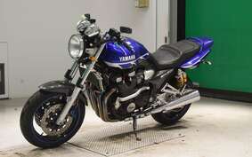 YAMAHA XJR1300 2001 RP03J