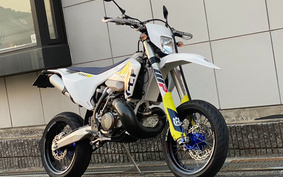 HUSQVARNA TE250i UTA2