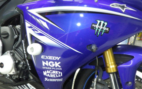 YAMAHA YZF-R1 2010