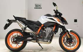 KTM 890 DUKE R 2022 TU940