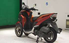 YAMAHA TRICITY 125 SE82J