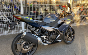 KAWASAKI NINJA 2022 EX400G