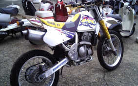 SUZUKI DR250 SJ45A