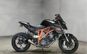 KTM 1290 SUPER DUKE R 2017 V3940