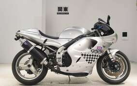 TRIUMPH DAYTONA 955I 2000 E502LR