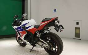 HONDA CBR600RR GEN 3 2013 PC40