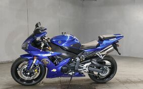 YAMAHA YZF-R1 2002 RN091