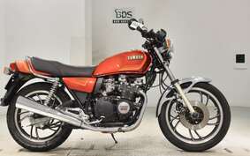 YAMAHA XJ550 2023 4V8