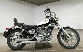 YAMAHA VIRAGO 250 S 3DM