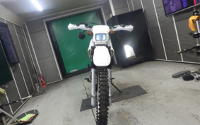 YAMAHA SEROW 225 Gen.2 1KH