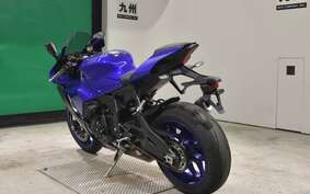 YAMAHA YZF-R1 2023