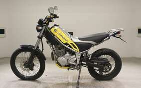 YAMAHA TRICKER DG10J