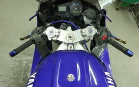 YAMAHA YZF-R1 1999