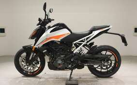 KTM 390 DUKE 2024