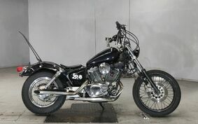 YAMAHA VIRAGO 250 3DM