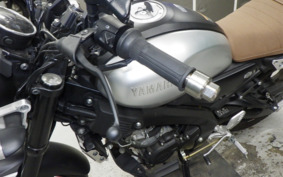 YAMAHA XSR155 RG63