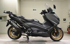 YAMAHA T-MAX 560 T SJ19J