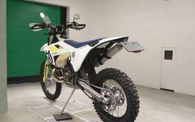 HUSQVARNA TE250I