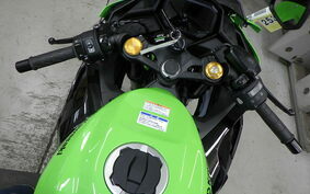 KAWASAKI ZX-25R-2SE ZX250H