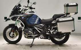 BMW R1250GS ADVENTURE 2022 0M11