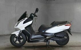 KYMCO DOWNTOWN 125 i 不明