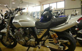 YAMAHA XJR1300 1999 RP01J