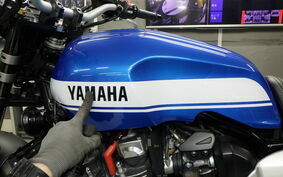 YAMAHA XJR1300 C 2015 RP19