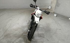 HUSQVARNA SM250R 不明