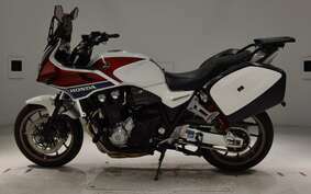 HONDA CB1300SB SUPER BOLDOR 2014 SC54