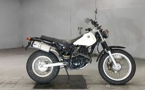 YAMAHA TW225 DG09J