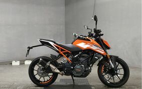 KTM 125 DUKE JPA40