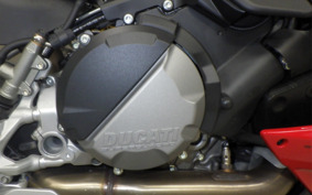 DUCATI STREETFIGHTER V2 2022