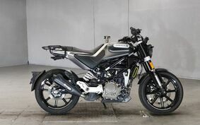 HUSQVARNA スヴァルトピレン250 JUE