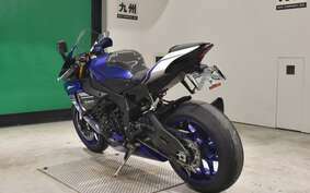 YAMAHA YZF-R1 2018