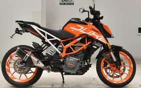 KTM 390 DUKE 2018 JPJ40