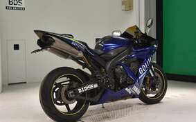 YAMAHA YZF-R1 2004