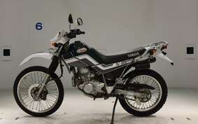 YAMAHA SEROW 225 Gen.3 DG08J