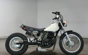 YAMAHA TW225 DG09J